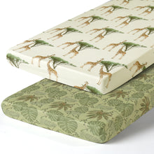 Load image into Gallery viewer, Acrabros Snug Fitted Crib Sheet Set Giraffe Forest