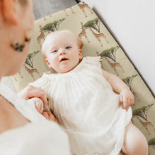 Load image into Gallery viewer, Acrabros Snug Fitted Changing Pad Cover Set Giraffe&Forest