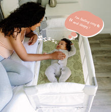 Load image into Gallery viewer, Acrabros Snug Fitted Playard Sheet Set Giraffe Forest