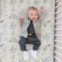 Load image into Gallery viewer, Acrabros Snug Fitted Crib Sheet Set Gardenia Blossom