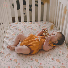 Load image into Gallery viewer, Acrabros Snug Fitted Crib Sheet Set Deer Floral