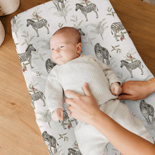 Load image into Gallery viewer, Acrabros Snug Fitted Changing Pad Cover Set Zebra Flora