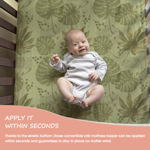 Load image into Gallery viewer, Acrabros Snug Fitted Crib Sheet Set Giraffe Forest