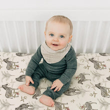 Load image into Gallery viewer, Acrabros Snug Fitted Crib Sheet Set Zebra Flora