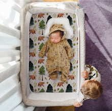 Load image into Gallery viewer, Acrabros Snug Fitted Playard Sheet Set Bears & Forest