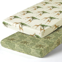 Load image into Gallery viewer, Acrabros Snug Fitted Crib Sheet Set Giraffe Forest

