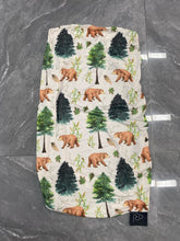 Load image into Gallery viewer, Acrabros Snug Fitted Changing Pad Cover Set Bears &amp; Forest New

